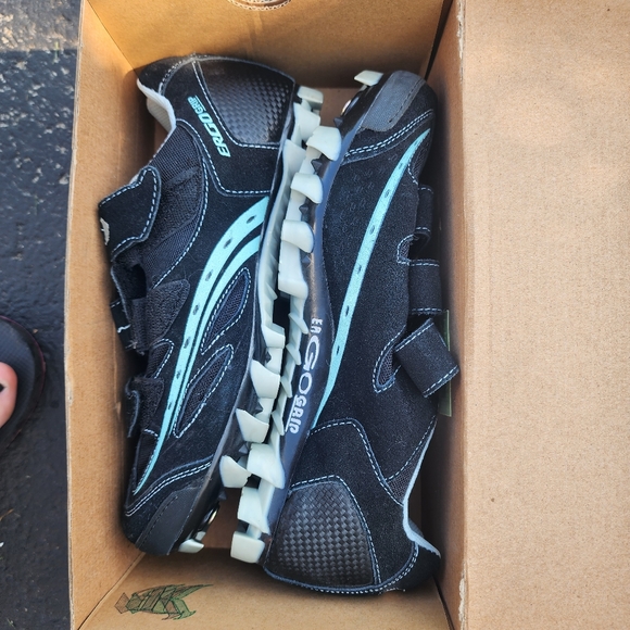 Golf sports woman clothes - Picture 11 of 14